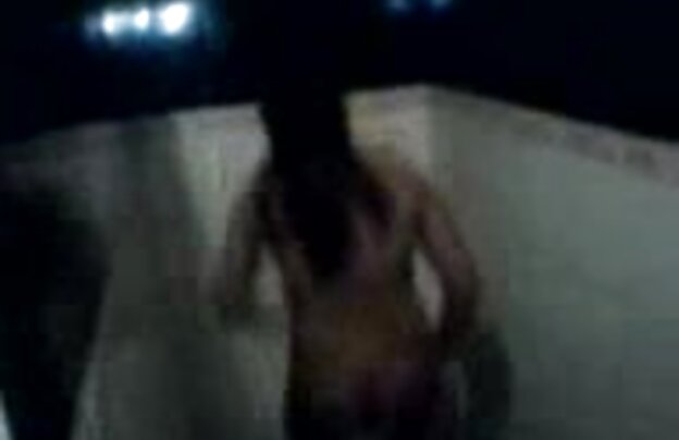 XXX کس تپل, پرستار بهبود می یابد و فقط با یک دانلود فیلم سکسی جدید شهوانی نگاه