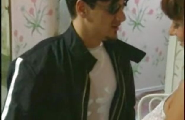 XXX دو روسپیان سفید و سیاه و سفید با کیر بزرگ دانلود فیلم سکسی خفن جدید