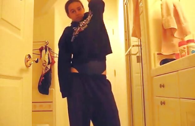 XXX پس از چوچوله بازبان و دهان, خشن, زبان, خوب پس در واقع شروع می شود با همان سکس با معلم. حرکات غیر ارادی دانلود فیلمهای سکسی خارجی جدید اندامها واقع شده است و در جدول در منافع یکی از پاها به فلاسک کامل