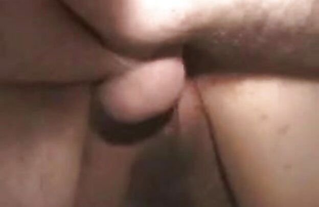 XXX نو جوان دختر به آرامی و به آرامی دانلود فیلمسکسی جدید در مقعد