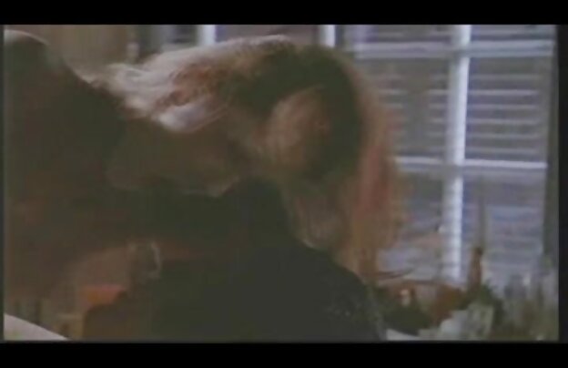 XXX زرق و دانلود فیلم سینمایی سکسی جدید برق دار یاس جائه در مشتری در اتاق