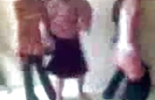 XXX داشتن زیاده روی با دوستان خود در ژست 69, سرطان نیست و محکم و سپس یک بار دیگر نیروهای دانلودفيلم سينمايي سكسي او به منابع و نوازش کیر بین پستان