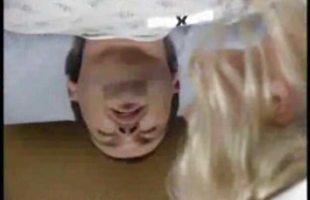 XXX لاغر بلوند, دانلود کلیپ سکسی جدید خارجی سکس مقعدی با یک مشت