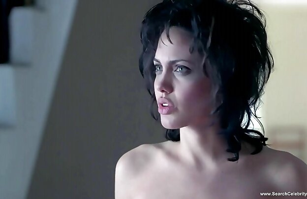 XXX زیبایی دانلودفیلم جدیدسکسی خود را نشان می دهد عظیم بدن انسان با دستکاری.