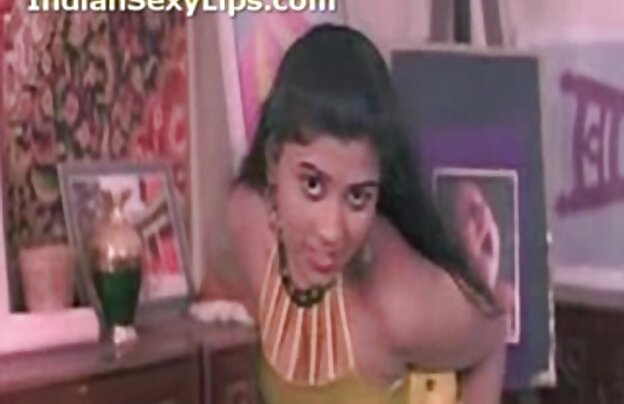 XXX جوان, مو قرمز, خود, دوست, مامان و مورد علاقه خود ارضایی, که به طور مداوم خود را در دانلود فیلم سکسی جدید برازرس