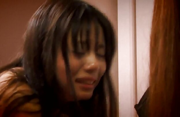 XXX دوست دختر داغ می دهد کار فیلمهای سینمایی سکسی جدید ضربه به پسر