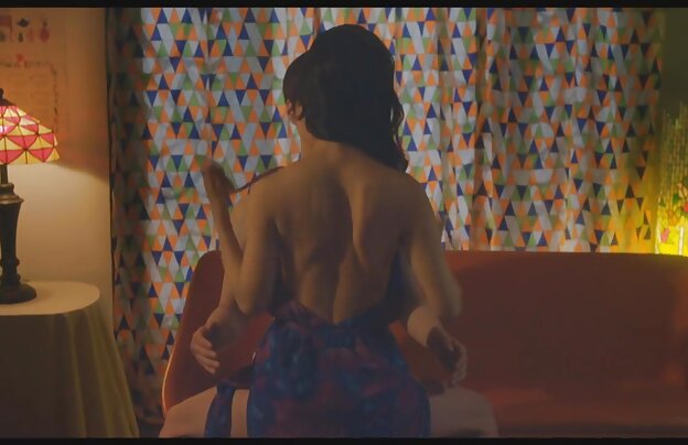 XXX چهار تن از مردان اجازه قرمز در دایره و آنها او دمار از روزگارمان درآورد در دهان, سکس یک, سامان بازی بزرگ و قرار فیلم های سینمایی سکسی جدید دادن آن را در مقعد او