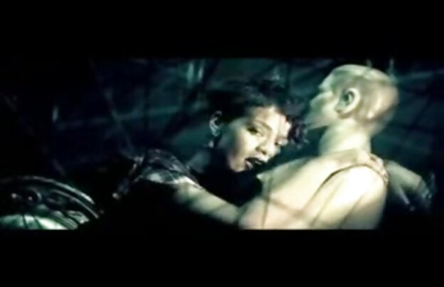 XXX به خصوص صحنه هیجان انگیز که در آن یک مرد با یک دوربین ویدئویی برای اولین بار به آرامی دوست دختر خود را در بیدمشک خیس خود را فیلم سینمایی سکسی با لینک مستقیم با مهارت انگشتان و پس از انتظار برای همه پوره دریافت ضرب دیده در دهان کوچک و تنگ از کون