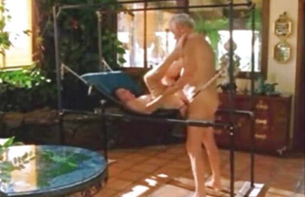 XXX فاحشه جوان در شورت سبز پاک در برابر عضو نمی, گاییدن, پس دانلود فیلم جدید سکسی از آن او طول می کشد خاموش بوییدن آنها آنها را از حرکات تند و سریع خاموش دیک می کشد در تنه و آنها را