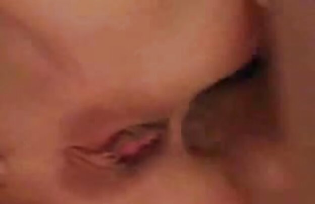 XXX دو جذاب دختران یک مرد دانلود فیلم سکسی جدید برازرس