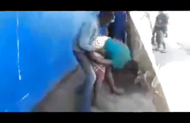 XXX یک مرد تصمیم به دانلود فیلم سکسی جدید شهوانی جدایی فاحشه, اما, شلخته آسان نبود و ضخامت آلت بین پاهای او را و پسر فقیر بود که نه تنها او دمار از روزگارمان درآورد اما خورد دیک و الاغ او را زیر تنه