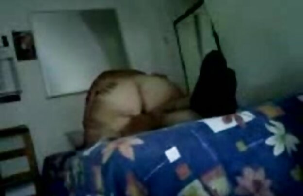 XXX عینک هیجان زده است که او بلافاصله مورد حمله آنها را با دیک بزرگ و این موضوع از کلاه خود را پینه دانلود فیلم جدید خارجی سکسی بسته