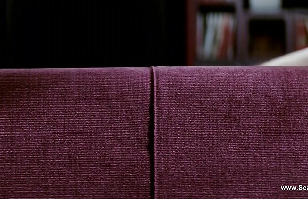 XXX شلوار قرمز دانلود فیلم های سینمایی سکسی جدید می شود مقعد زیر کلیک توسط یک مرد سیاه و سفید بیش از حد