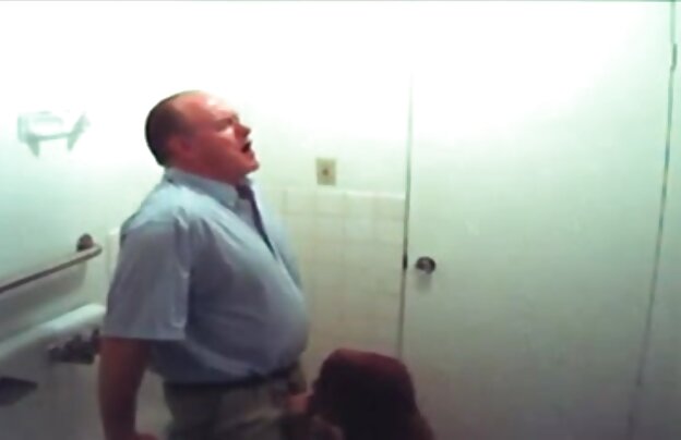 XXX پسر در ورزش ها در حمام با ضخامت دانلود فیلم های سینمایی سکسی جدید دیک