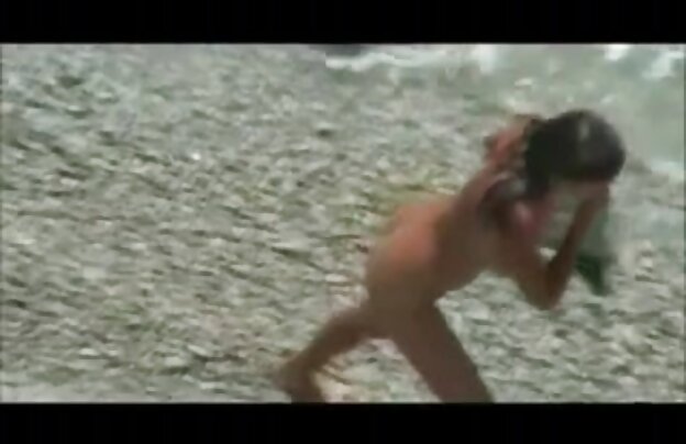 XXX سکسی آسیایی را دوست دارد به حرکت می کند و مکیدن آلت تناسلی مرد دانلود سوپرخارجی جدید