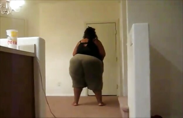 XXX مرد نیست که پول کافی برای پرداخت فیلم سینمای سکسی جدید در نوار او در مجموعه, باسن, زیر متصدی کیر بزرگ