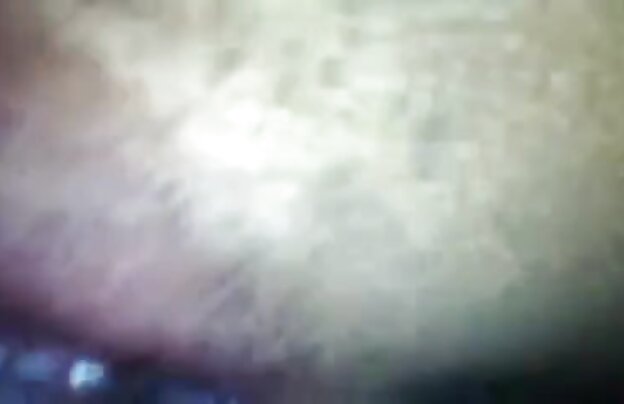 XXX یک گروه از دختران زانو فیلم سینمای سکسی جدید زدن و مکیدن دیک