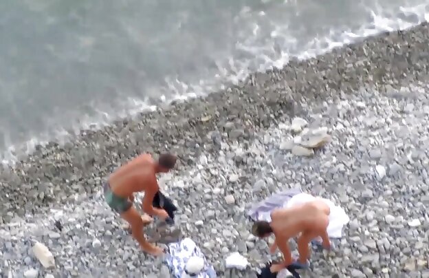 XXX زیبا, سگ ماده, چاق و چله, چاق سایت سکسی sex021 بیدمشک او بر روی چمن سبز