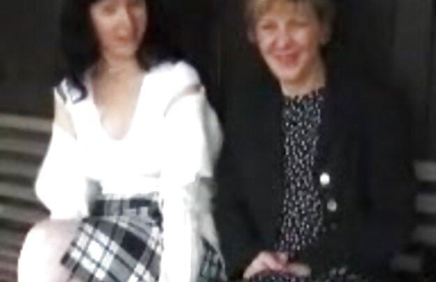 XXX بسیار زیبا و دانلود فیلم های سکسی جدید لطیف لاتین کیر در دوچرخهسواری