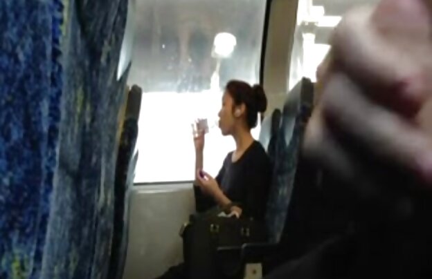 XXX سبزه جوان در الاغ او را با اسباب بازی در دانلود رایگان فیلم های سکسی جدید مقابل دوربین