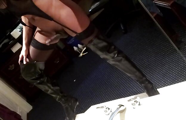 XXX گردان و از با دوستان خود دانلود فیلمسکسی جدید