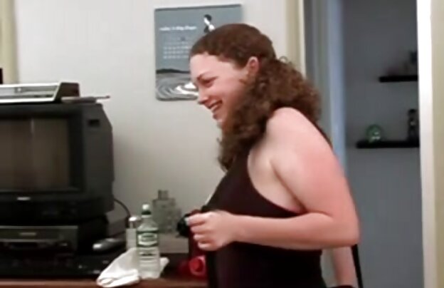 XXX در انگشت, فیلم سینمایی سکسی جدید کیرمصنوعی, از جلو