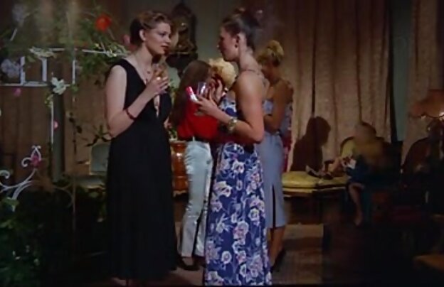 XXX زیبا و دلفریب, لاتین, قدیمی, چاق, یک مرد به آرامی بمکد دیک بزرگ و کلاه دانلود رایگان فیلم های سکسی جدید خود را قبل از تقدیر را در دهان او