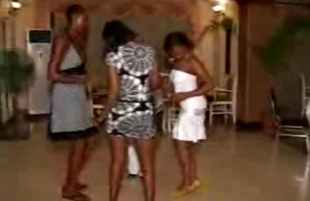 XXX نقاشی با یک بزرگ دیک در مقابل دوربین بدون دانلود فیلمهای سکسی خارجی جدید فراموشی به نوازش او مقعد